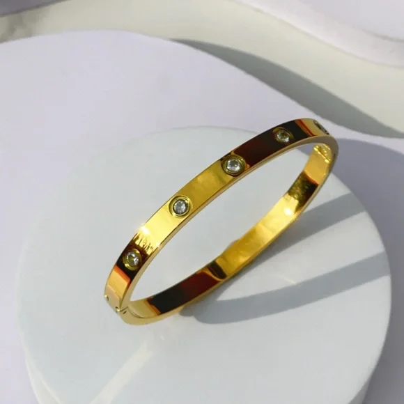 GP Classic Bangle Bracelet - Picture 1 of 4